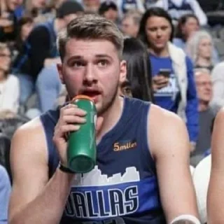 🍩 emoji Лука 🍩 [@NbaStick] Telegram sticker 19 of 77