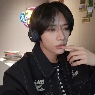 🎶 emoji music gyu @beomwwze Telegram sticker 22 of 39
