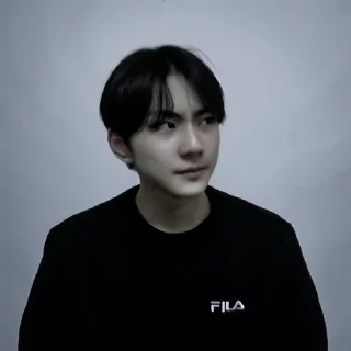 Sticker from #jungwon aesthetic «♣️ by @lumicore_present