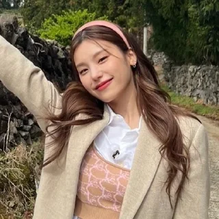🌟 emoji 🌈Stickers with yeji🌈 Telegram sticker 20 of 20