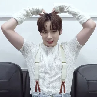 ❤️ emoji муня ворлд доминейшн Telegram sticker 2 of 84