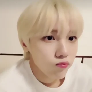☀️ emoji ✦ ָ ֙⋆ seongmin by @paradoxstickers Telegram sticker 6 of 25