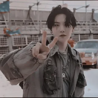 Sticker from ;; 𝐲𝐨𝐨𝐧𝐠𝐢 :: @fannhelps