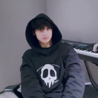 👾 emoji @WAR1HLP ㅡ kaí ' Telegram sticker 18 of 35