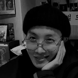 🤫 emoji hoseok♡ Telegram sticker 14 of 17