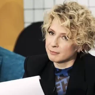 😯 emoji @TVstickers Яна Чурикова Telegram sticker 17 of 50