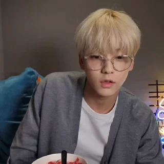 © emoji soobin ' @SWL1R Telegram sticker 23 of 30