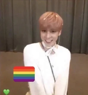 🏳️‍🌈 emoji вера любит эйтиз☁︎ Telegram sticker 11 of 71