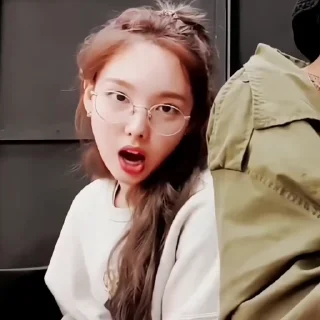 🫙 emoji @e7cse nayeon Telegram sticker 10 of 40