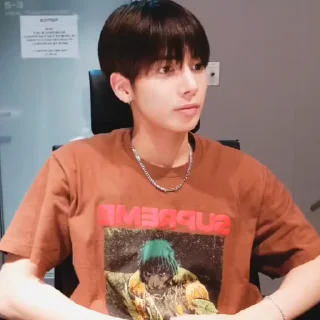 Sticker from taehyun @seawzn
