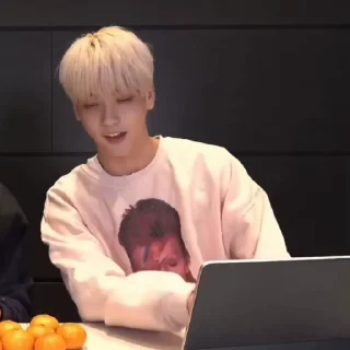 © emoji soobin ' @SWL1R Telegram sticker 10 of 30