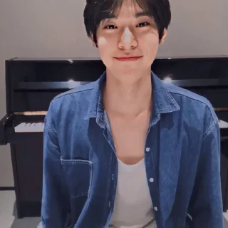🙂 emoji kim doyoung Telegram sticker 15 of 119