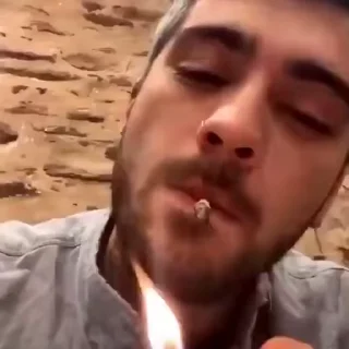🔗 emoji — Zayn Malik ᎓ @OrbSticker ː🔗៹ Telegram sticker 6 of 50