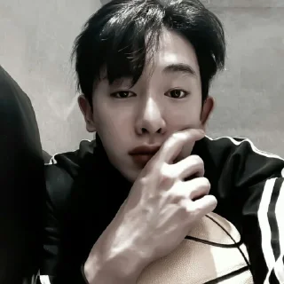 🥠 emoji #𝐦𝐨𝐨𝐝: wonho ;: by @paradismaudit Telegram sticker 5 of 40