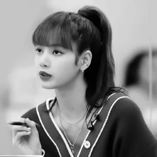 🥗 emoji #𝐈𝐧𝐓𝐡𝐞𝐒𝐡𝐨𝐰𝐓𝐨𝐝𝐚𝐲: lisa ;: by @paradismaudit Telegram sticker 12 of 40