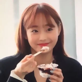 Sticker from ``Chuu (🐞)) :: @moonielighte