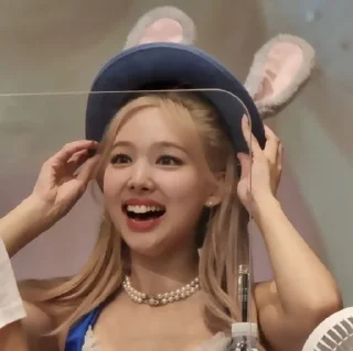 Sticker from NAYEON @Y1WUI