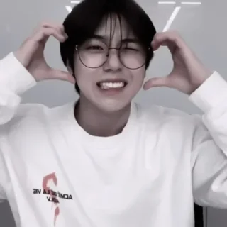 🐈 emoji seongmin``♡ fr; @lomicor. Telegram sticker 18 of 35