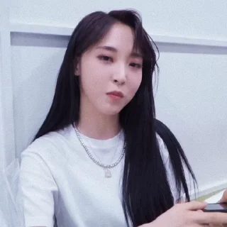 😌 emoji Moonbyul_mamamoo Telegram sticker 6 of 16