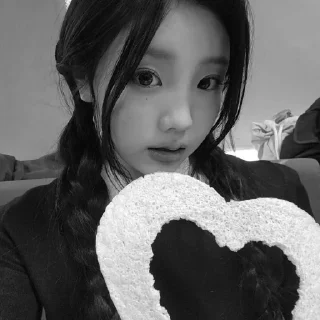Sticker from Wonhee @TgEmodziBot