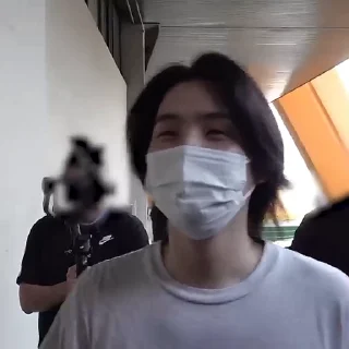 Sticker from 𝘆𝗼𝗼𝗻𝗴𝗶 [ @helpjki ]