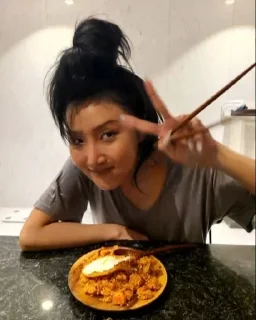 🤞 emoji hwasa!! Telegram sticker 18 of 30