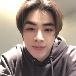 🍾 emoji xiaojun @SSICTS Telegram sticker 11 of 35