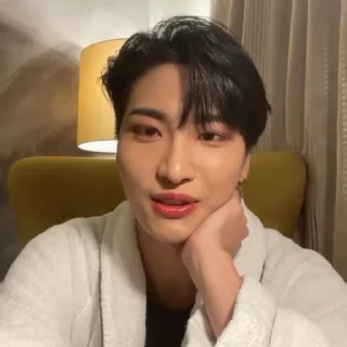 🔬 emoji (( 🔬 ) – seonghwa @wisuniii Telegram sticker 5 of 25