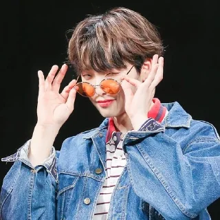 😏 emoji oneus Telegram sticker 16 of 72