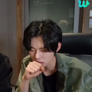 © emoji yeonbin fr @txth1lp Telegram sticker 18 of 40