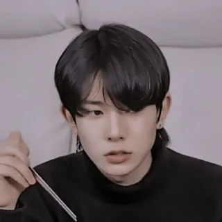 🥜 emoji #heeseung meme «🥜 by @lumicore_present Telegram sticker 9 of 39