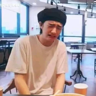 😩 emoji ｡ﾟštråŷ kīdś｀ﾟ｡ Telegram sticker 9 of 28