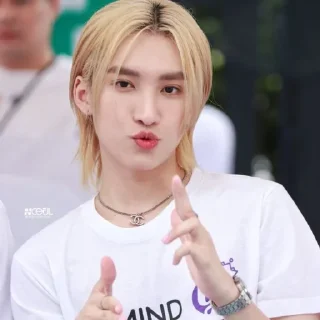💋 emoji Noel Telegram sticker 10 of 24