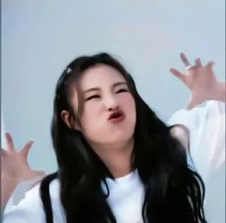 💋 emoji wheein by @mill_hell Telegram sticker 5 of 96