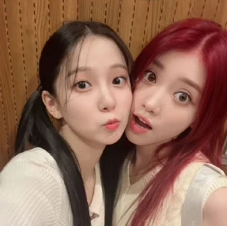Sticker from юджин 🐰🤍