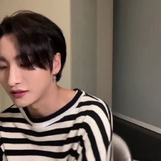 ⬆️ emoji seonghwa @snwate Telegram sticker 10 of 30