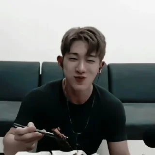 🥠 emoji #𝐦𝐨𝐨𝐝: wonho ;: by @paradismaudit Telegram sticker 14 of 40