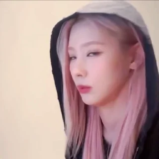 🦩 emoji miyeon–'(g)i-dle @rinaelst Telegram sticker 7 of 23