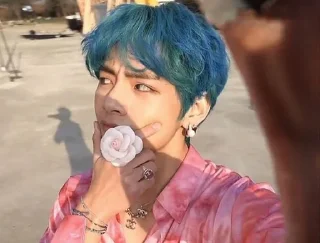🤔 emoji blue tae Telegram sticker 16 of 76