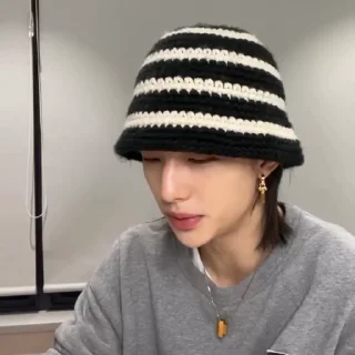 🗯 emoji HYUNJIN by @H7LPSKZ Telegram sticker 13 of 30