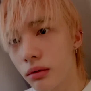 🐈‍⬛ emoji HYUNJIN by @H7LPSKZ Telegram sticker 6 of 30