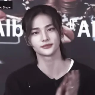 🎸 emoji 🎸 hyunjin - @kookluvv Telegram sticker 15 of 25
