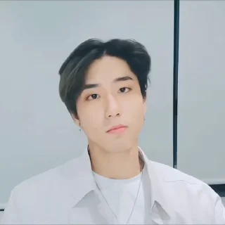 Sticker from (🧃)) jisung @tshahe1p