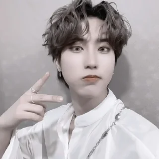 🐿 emoji #𝐚𝐞𝐬𝐭𝐡𝐞𝐭𝐢𝐜: 𝗁𝖺𝗇 🐿 ;: by @paradismaudit Telegram sticker 7 of 40