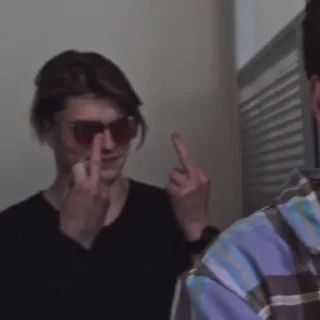 🖕 emoji сережа правит миром Telegram sticker 21 of 87