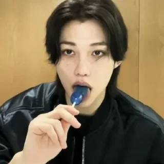 😼 emoji Феликс vlive Telegram sticker 5 of 30