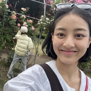 🤨 emoji #JIHYO by викси Telegram sticker 9 of 11