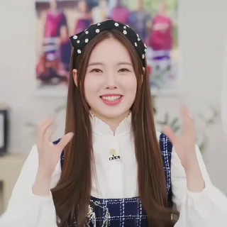 🦢 emoji ;Soojin " Lee Soojin ›by @saoxined Telegram sticker 18 of 30