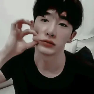 🥠 emoji #𝐦𝐨𝐨𝐝: wonho ;: by @paradismaudit Telegram sticker 22 of 40