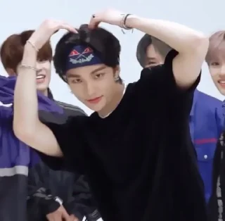🧃 emoji ((🧃) – ’’✷ hyunjin ! @nightmiraclestickers Telegram sticker 24 of 40